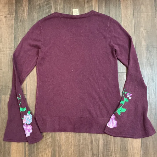 Faded Glory Boho Floral Embroidered Bell Sleeve Sweater Purple S 4-6 Knit Top - Image 7