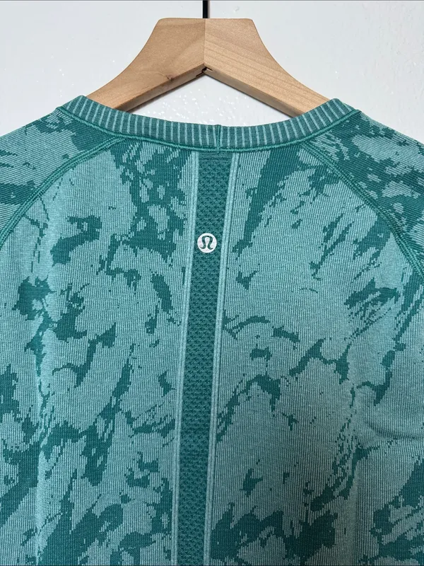 Lululemon Swiftly Tech short sleeve crew Heather Forage Teal size 8 - Image 5