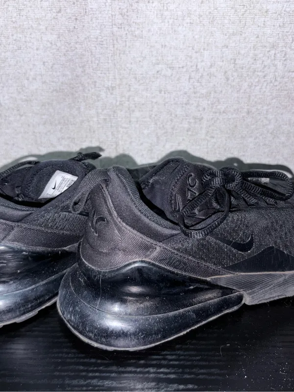 Nike Air Max 270 Triple Black Lifestyle Sneaker - Image 4
