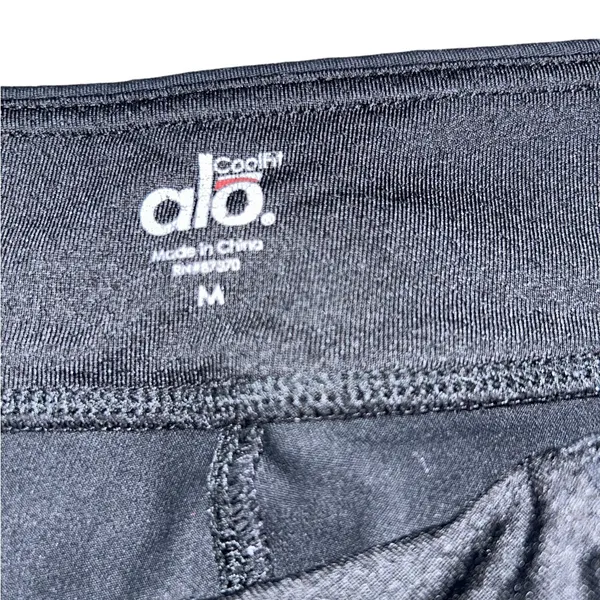 Alo cool fit black cropped leggings size medium - Image 2