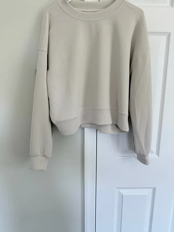 Lululemon Softstreme Perfectly Oversized Cropped Crew Mojave Tan Cream 8 Lounge - Image 4
