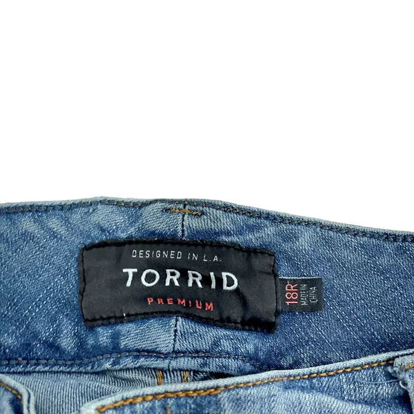 Torrid Premium 18R Mid Rise Ripped Skinny Leg Jegging Jeans Light Medium - Image 3