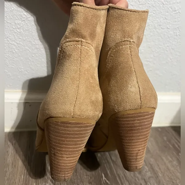 Mi.iM. Bohemian Western Suede Booties Size 6 Tan - Image 4