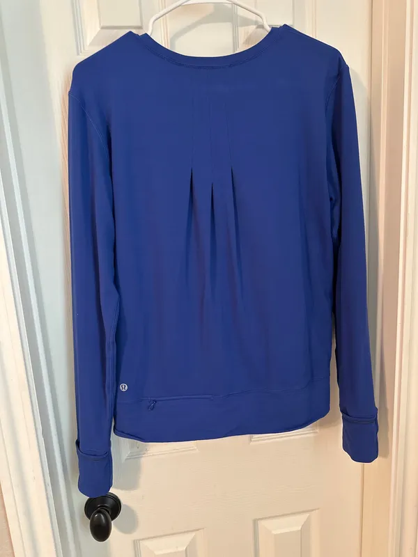 Lululemon long sleeve Shirt - Image 3