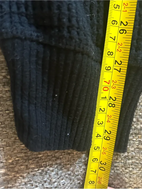 Old Navy Black Crewneck Long Sleeve Waffle Henley Tee | Size Medium - Image 11