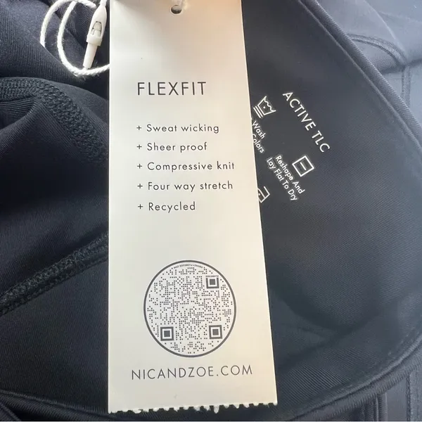 NIC+ZOE Active TLC Flare Leggings M Black Crossover Foldover Waist NWT - Image 8