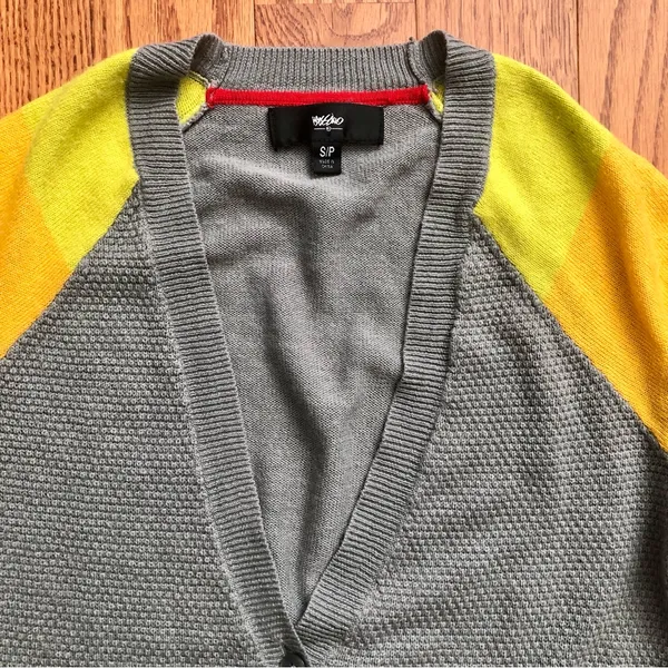Mossimo Supply Co. Gray Cropped 90s Cardigan Colorblock Sleeves Women’s Size S - Image 2