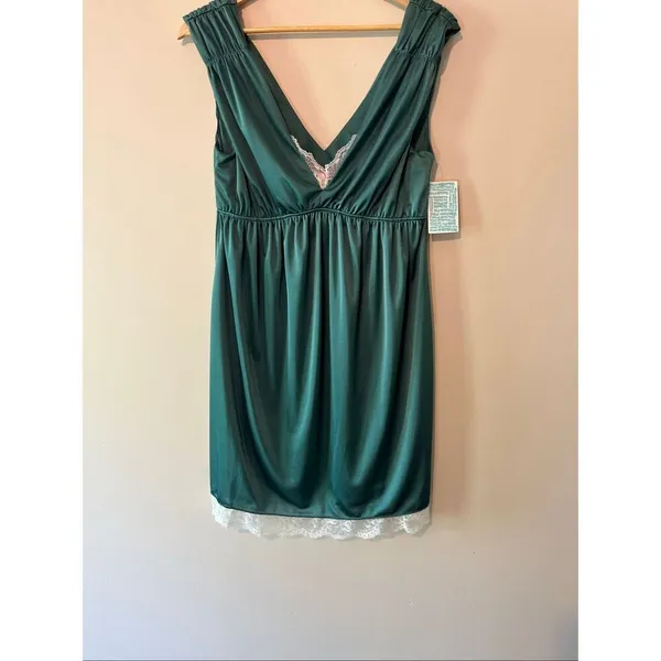 NWT Urban Outfitters Lux Emerald Green Satin Lace Slip Dress Small Sapphire Boh - Image 3