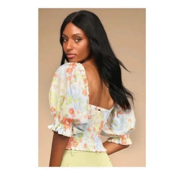 Billabong Feeling Groovy Puff Sleeve Floral Smocked Crop Blouse Top Size L 2692 - Image 2