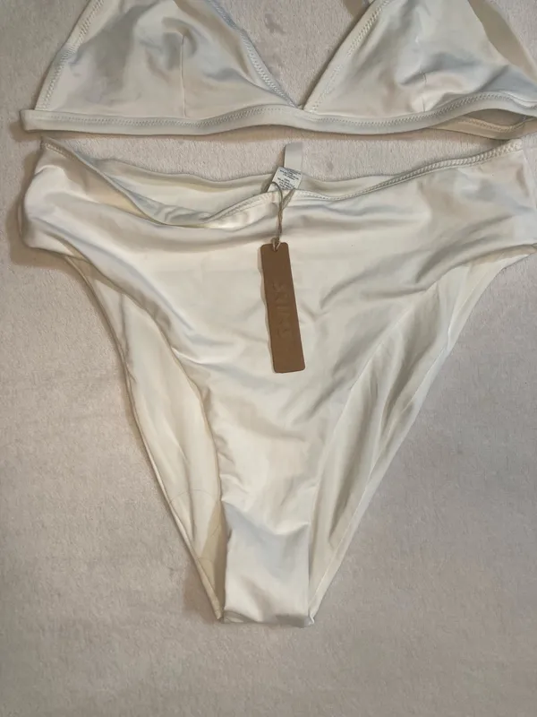 SKIMS Bikini Set! M - Image 5