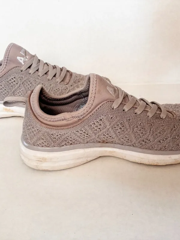 APL Athletic Propulsion Labs Techloom Phantom Running Shoes - Women's 7 - Silver - Image 8
