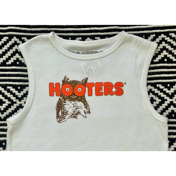Hooters Girl Graphic Tank Top NWT! - Image 6