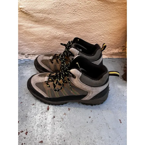 Bearpaw hiking shoes Sz 6 Wildwood Leather Rugged Outdoors Nature Summer Trails - Image 3