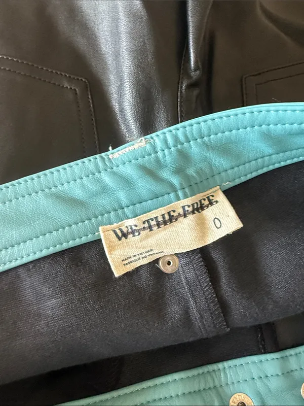 NWOT FREE PEOPLE Photo Finish Vegan Moto Shorts Black Teal Blue Zipper SZ-0 - Image 6