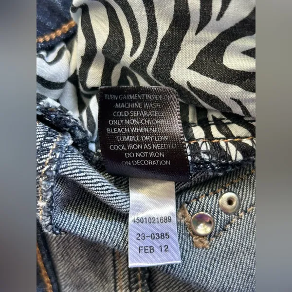 White House Black Market Women's Dark Blue Capri Jeans SZ 8 - Image 13