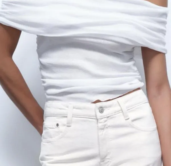 ZARA NWT White ruched off the shoulder top. Size Medium - Image 3