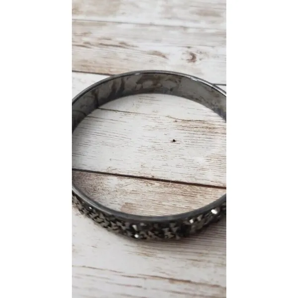 Vintage Bracelet / Bangle Metallic Tones Rock Like Design - Image 4