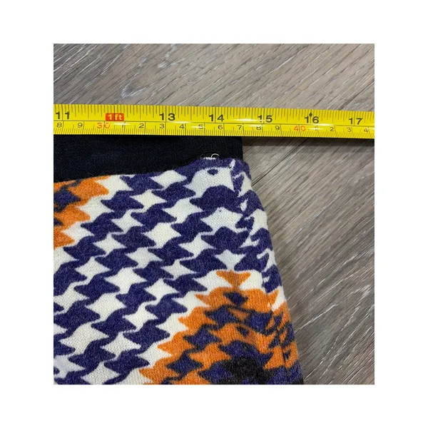 Aryeh Chevron Knit Mini Skirt – Size Small - Image 4