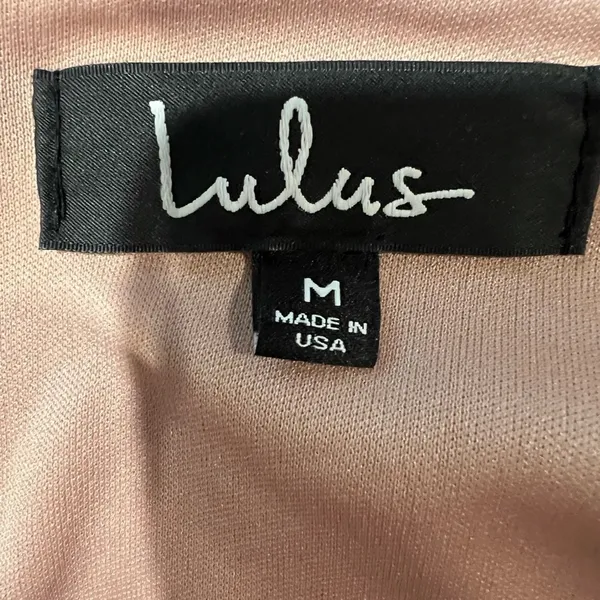 Lulus All She Wants Off-the-Shoulder Midi Dress size medium - Image 6