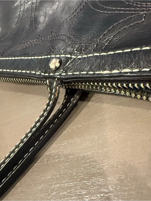 Coach East West Gallery Embossed Patent Leather Medium Tote Black Bag Authentic - Image 10