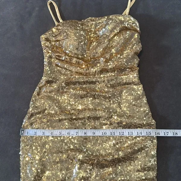 Women’s Gold Sequined Short Homecoming Dress Ruffle Hem Corset Back Size 4 NWOT - Image 10