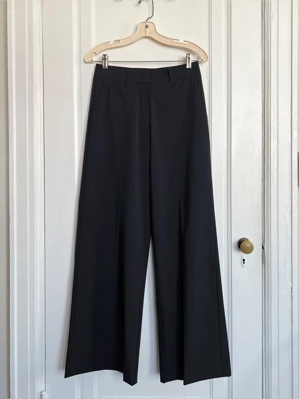 Williams Athletic Club • Toni Golf Pant black wide leg flat front trouser light - Image 3