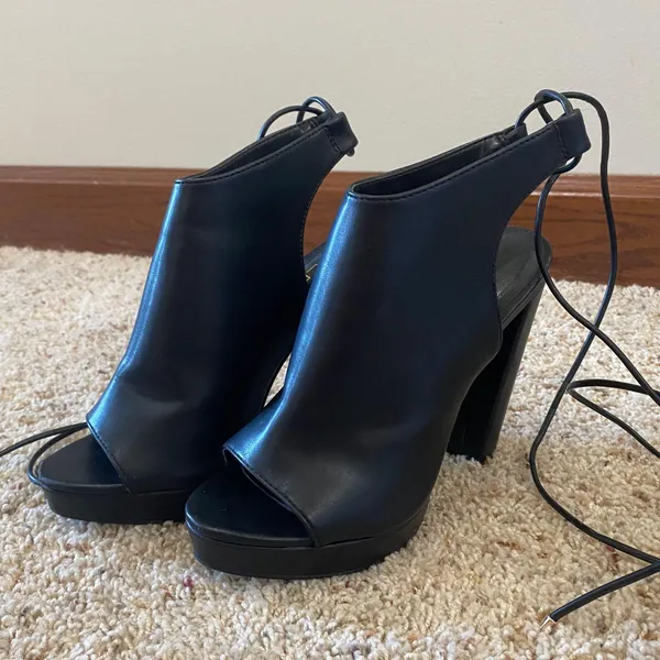 ALDO Open Toe Tie Up Heels - Image 10