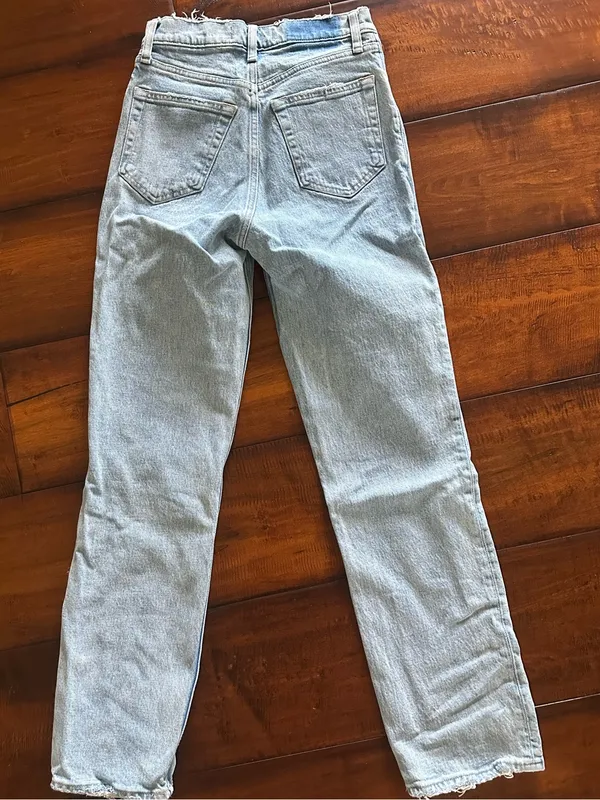 Abercrombie & Fitch Light Blue Straight-Leg Jeans- 90’s Ultra High Rise - Image 4