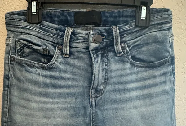 Buckle Jeans - Image 5