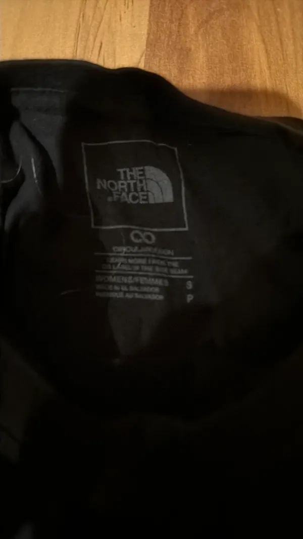 The North Face Women’s shirt - Image 3
