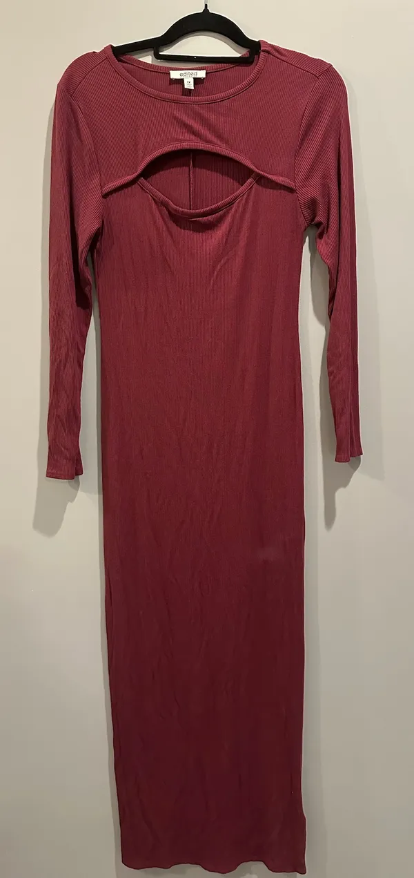 Edited by Remi Bader Cutout Long Sleeve Maxi Dress Burgundy - Image 4