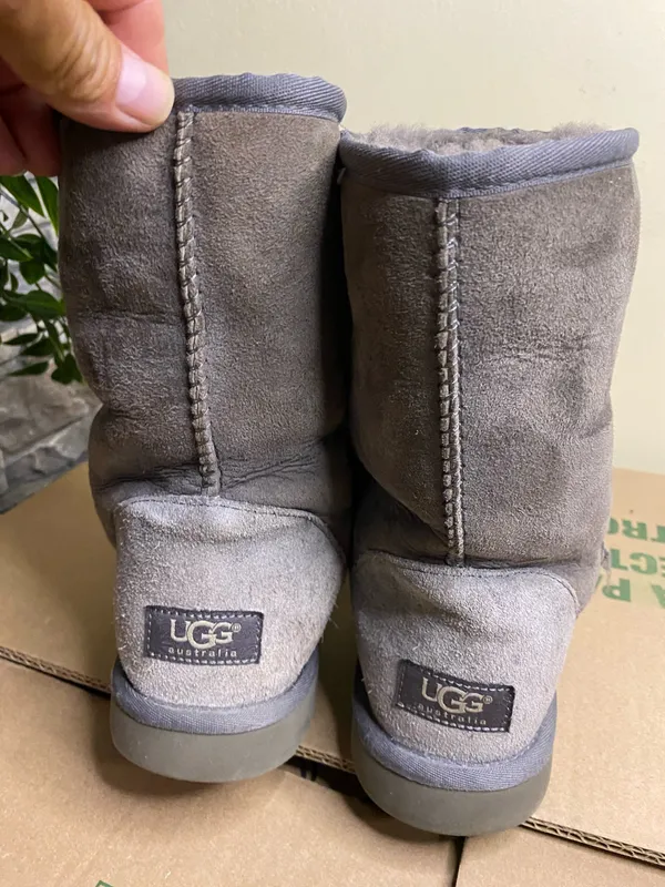 UGG Women's  Suede Boots Size 8 - Image 3