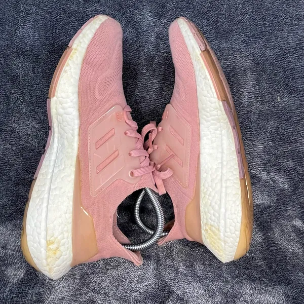 Adidas UltraBoost 22 Women size 7.5 Wonder Mauve Pink Running Sneakers Shoes - Image 6