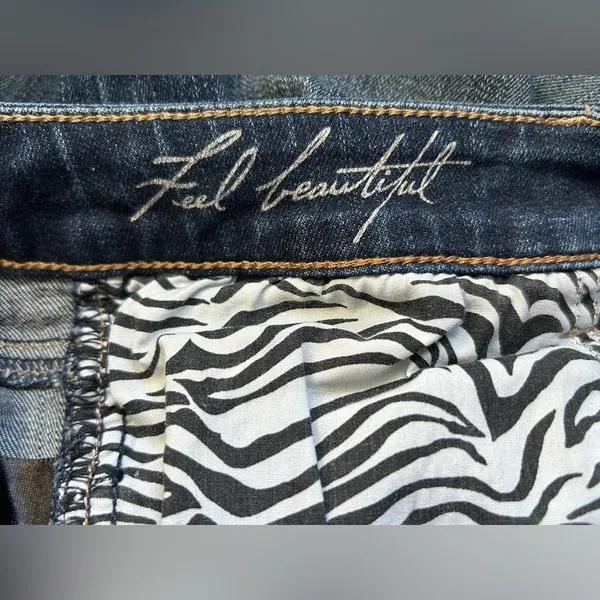 White House Black Market Women's Dark Blue Capri Jeans SZ 8 - Image 11