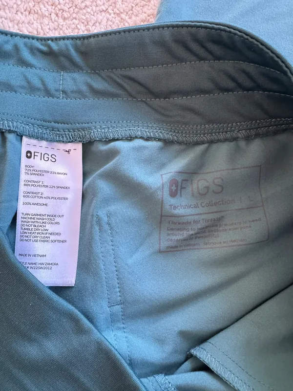 FIGS Jogger Scrub Pants - Image 4