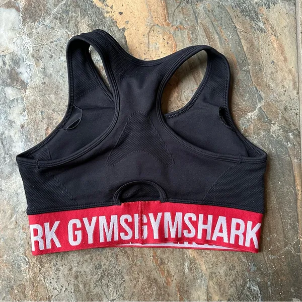 Gymshark Flex Sports Bra Black and Red Women’s Size Small - Image 4
