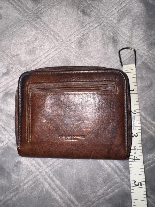 Vintage Buxton Top Grain Cowhide Leather Chestnut Wallet - Image 2