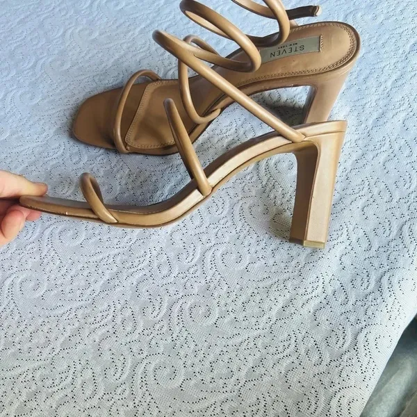 STEVEN By Steve Madden New York Jaidin Ankle Wrap Heel in Nude Strappy Sandal Size 11 - Image 9