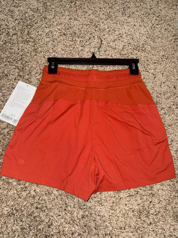 Lululemon Dance Studio High-Rise Short 3.5" - Image 2
