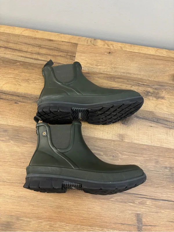 Bogs Amanda Chelsea Ankle Boots Waterproof Green - Image 9