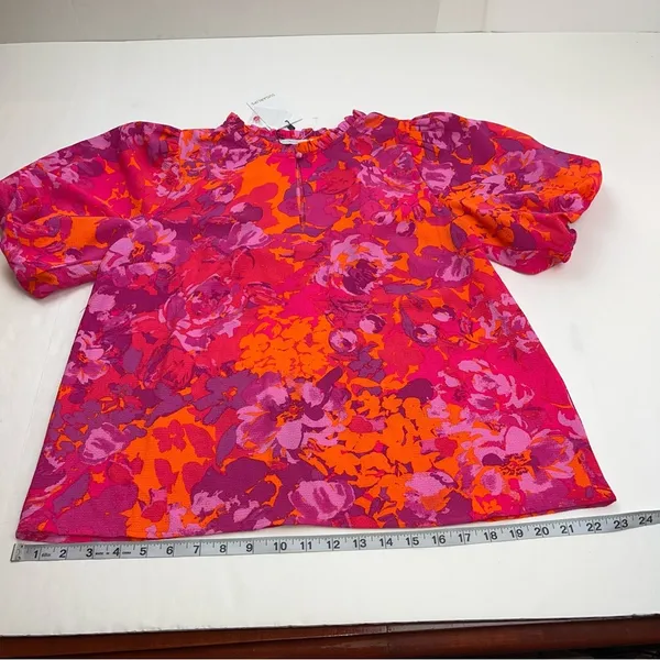 Sugarlips Flirty Floral Split Neck Blouse Top Womens Size Medium Orange Pink NEW - Image 9