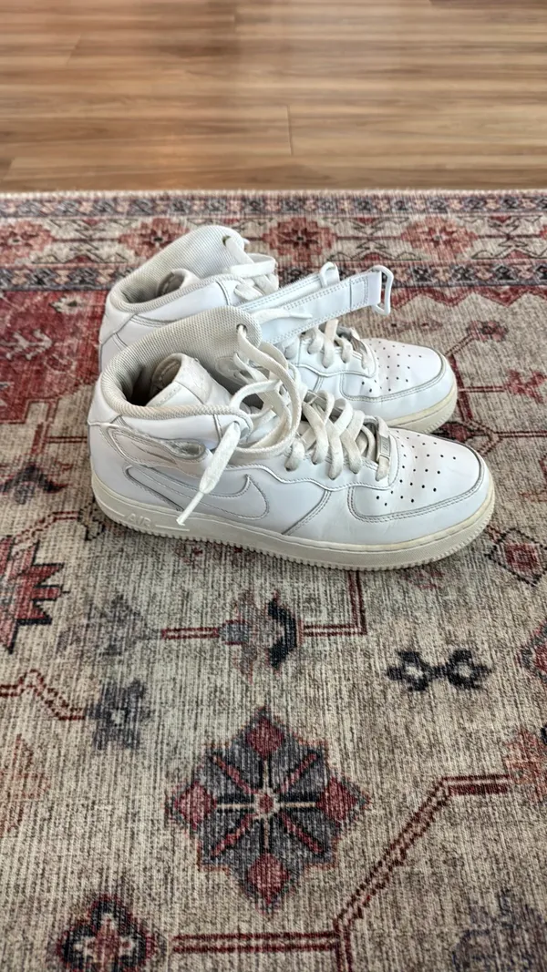 High-Top Air Force 1 Nike White Leather Shoes - Image 4