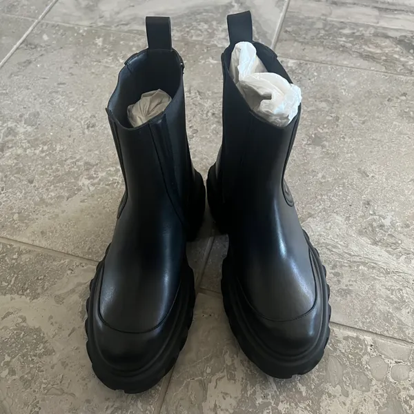 NEW Black Tractor Motor Leather Boots, Size 38 NEW in Box $1,325 - Image 8