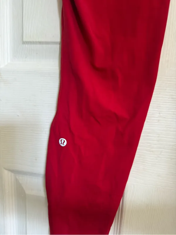 lululemon fast and free right in red - Image 5