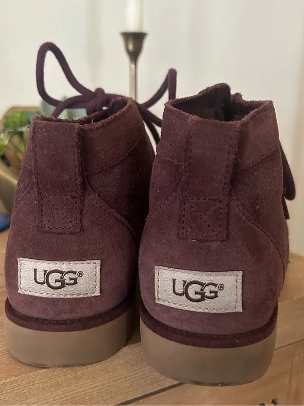 UGG Bethany Ankle Boots Lace Up Suede Sheepskin Chukka Booties Burgundy Size 8.5 - Image 5