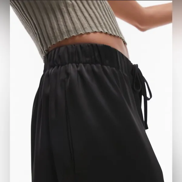 Topshop plain satin wide leg pants in black size 10 US‎ - Image 3