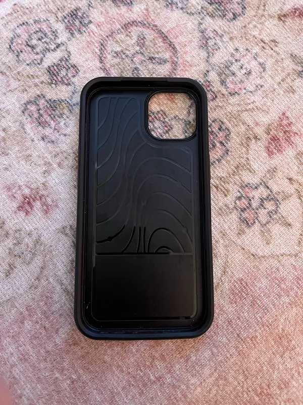 Cheetah print otterbox iPhone 13 case - Image 5