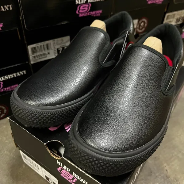 Skechers Women's Black Trainers - Image 2