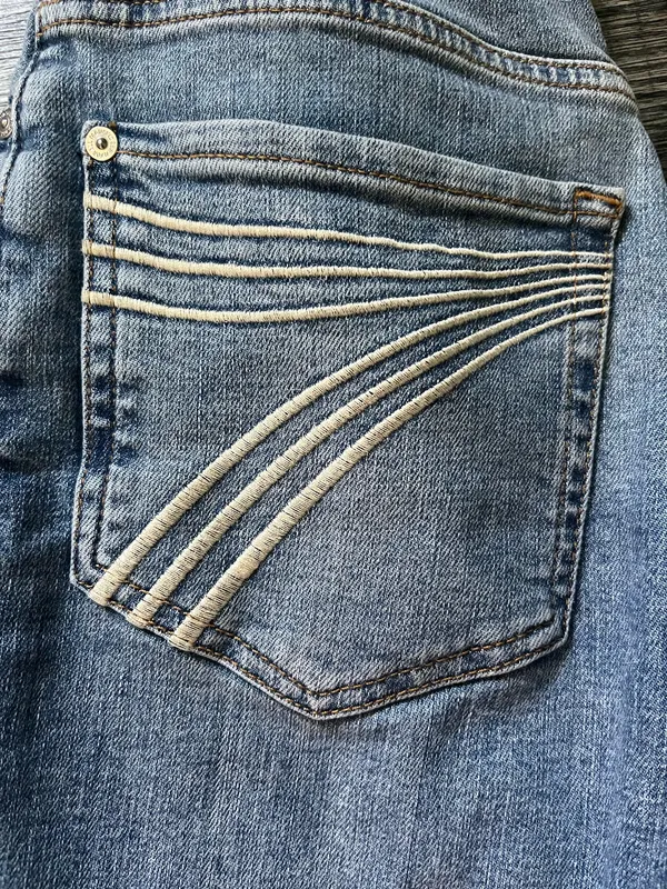 7 For All Mankind Jeans Women’s - Image 8