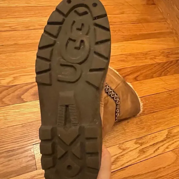 UGG Brown Suede Boots with Knit Accents - Image 16